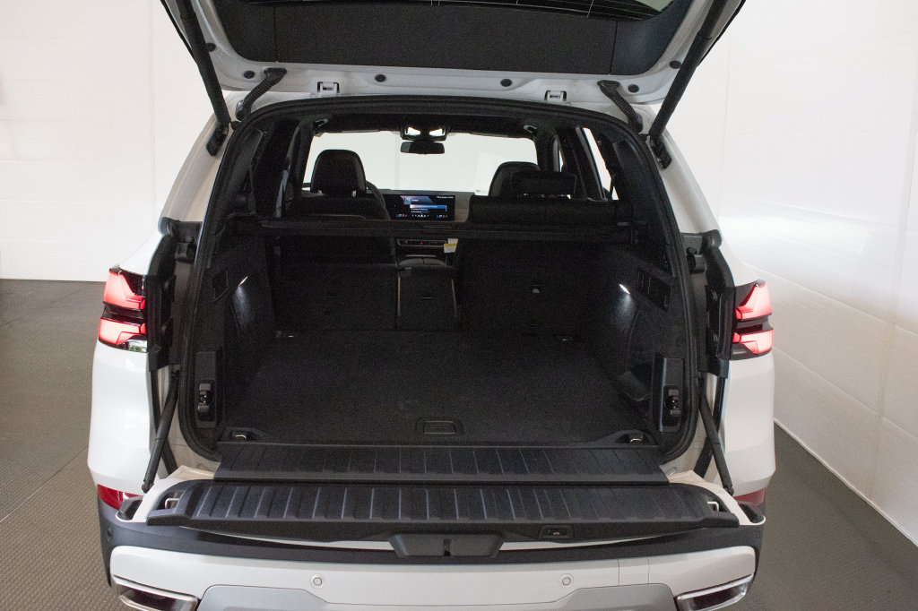 New 2026 BMW X5 xDrive40i AWD/4WD image 27