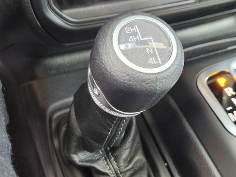 New 2026 Jeep Gladiator Sport image 20