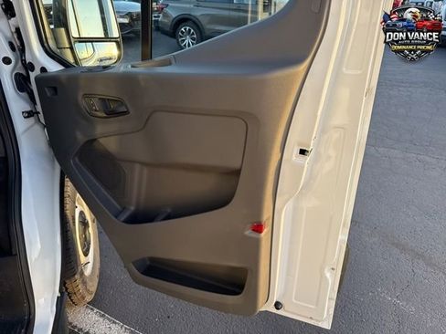 New 2026 Ford Transit 250 148 Medium Roof w/ Load Area Protection Package RWD image 24