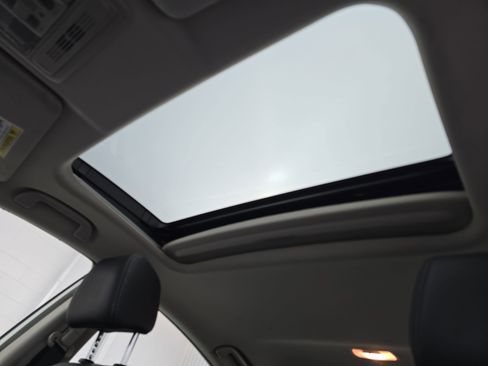 Used 2018 Honda Civic EX-L image 29