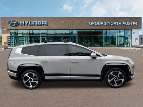 New 2026 Hyundai Ioniq 9 Limited w/ Tow & Go Package image 4