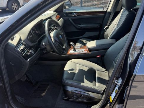 Used 2017 BMW X4 xDrive28i AWD/4WD image 19