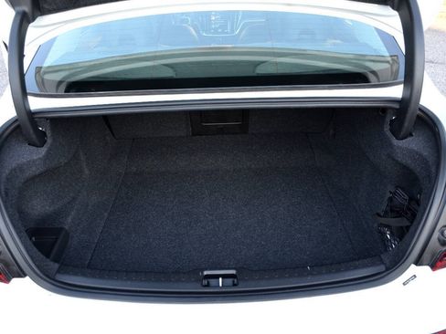 Used 2022 Volvo S60 B5 Inscription FWD image 11