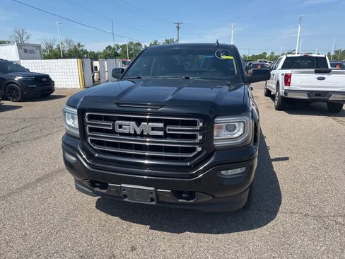 Used 2018 GMC Sierra 1500 SLE w/ Elevation Edition AWD/4WD image 4