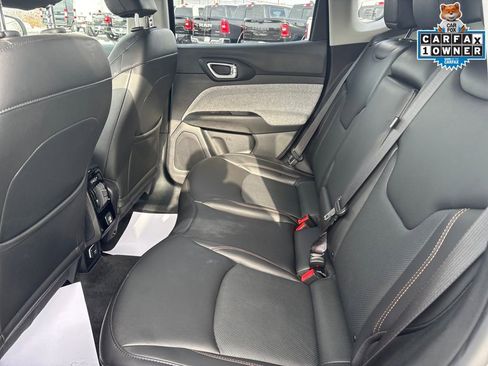 Certified 2022 Jeep Compass Latitude image 23