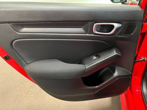 Used 2025 Honda Civic Sport image 16