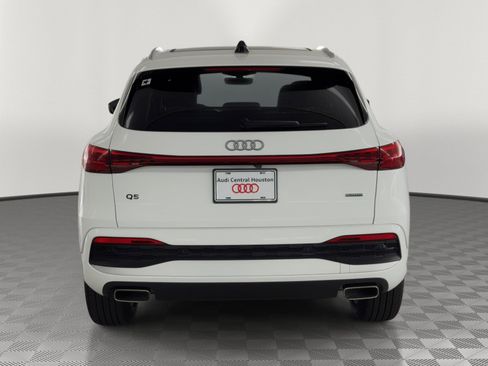 Used 2025 Audi Q5 Premium w/ Convenience Package AWD/4WD image 10