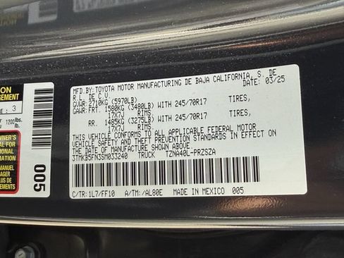 Used 2025 Toyota Tacoma SR5 RWD image 33