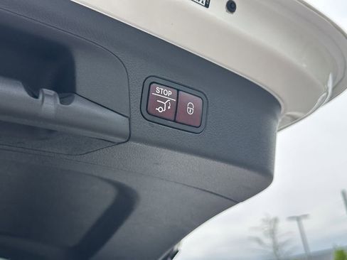 Certified 2024 Mercedes-Benz GLE 350 4MATIC image 22