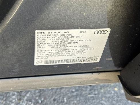 Certified 2024 Audi Q8 e-tron Premium AWD/4WD image 41