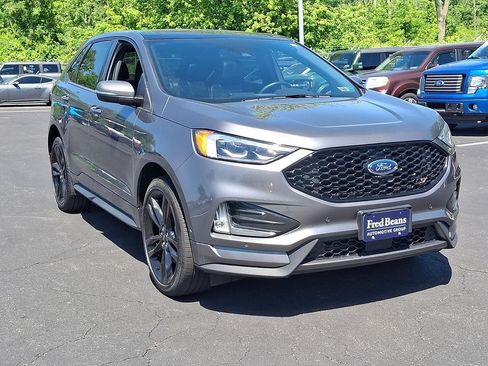 Used 2024 Ford Edge ST w/ Equipment Group 401A AWD/4WD image 2