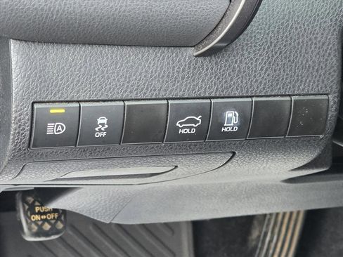 Used 2023 Toyota Camry SE w/ Convenience Package image 9