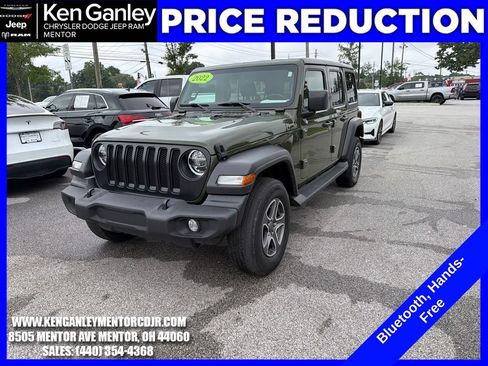 Used 2022 Jeep Wrangler Unlimited Sport AWD/4WD image 3