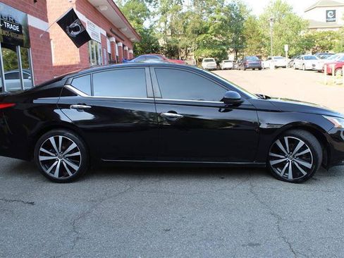 Used 2020 Nissan Altima 2.5 S FWD image 6