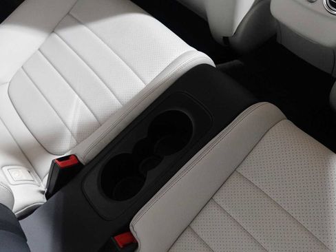 Used 2017 Mercedes-Benz C 300 Cabriolet image 73