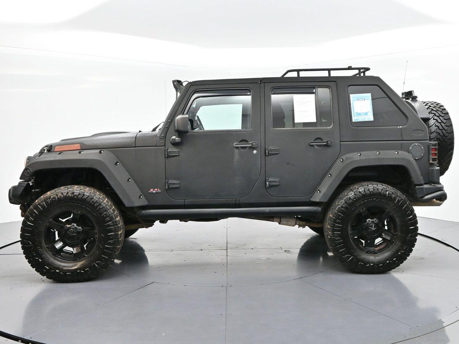 Used 2017 Jeep Wrangler Unlimited Rubicon AWD/4WD image 4