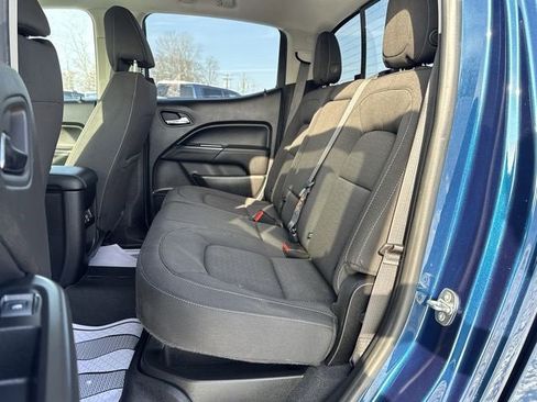 Certified 2020 GMC Canyon SLE w/ SLE Convenience Package image 23