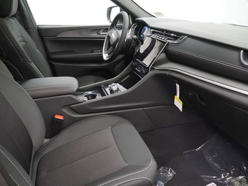 New 2026 Jeep Grand Cherokee Laredo X AWD/4WD image 35