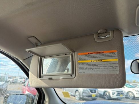 Used 2022 Nissan Frontier SV image 18