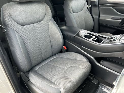 Used 2023 Hyundai Santa Fe SEL FWD image 9