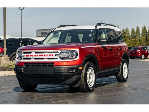 Used 2024 Ford Bronco Sport Heritage w/ Heritage Convenience Package image 2
