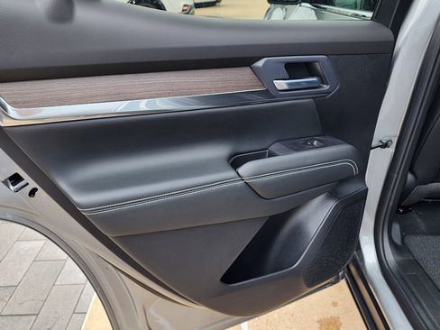 New 2026 GMC Terrain Denali image 43