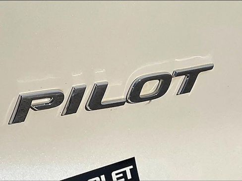 Used 2019 Honda Pilot Elite image 25