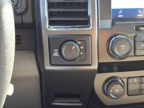 Used 2020 Ford F150 XLT image 16