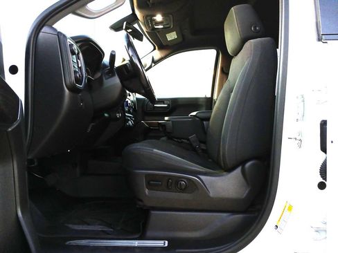 Certified 2019 Chevrolet Silverado 1500 LT w/ All-Star Edition image 20