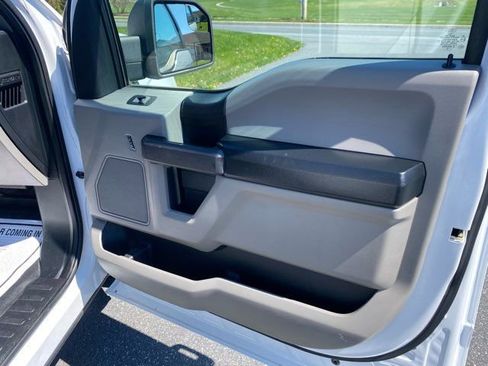 Used 2018 Ford F150 XL w/ Equipment Group 101A Mid AWD/4WD image 21