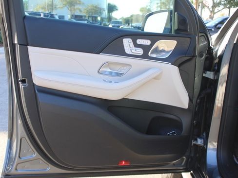 Certified 2024 Mercedes-Benz GLE 450 4MATIC image 12