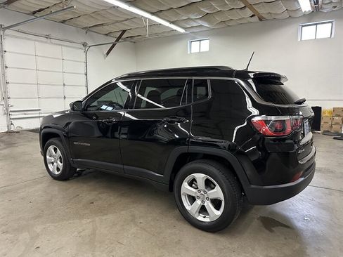Used 2020 Jeep Compass Latitude image 5