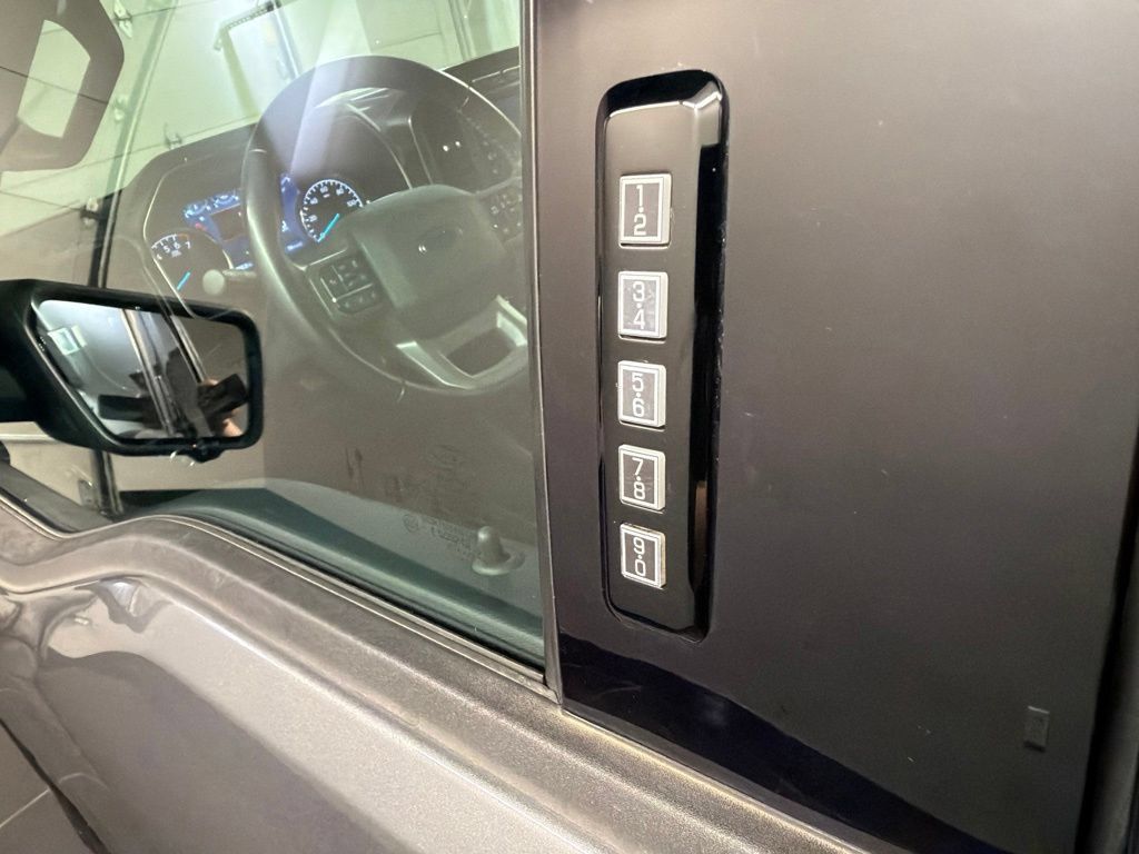 Certified 2021 Ford F150 XLT AWD/4WD image 33