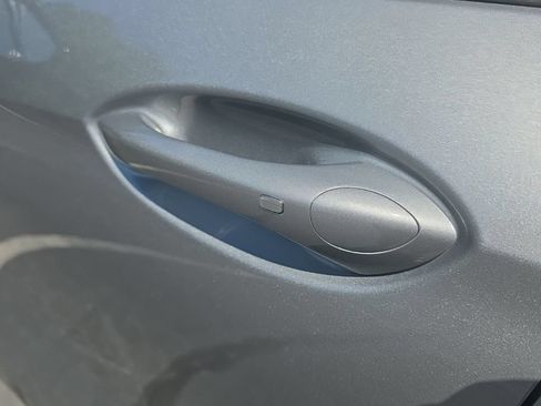 Certified 2024 Buick Envista Avenir FWD image 10