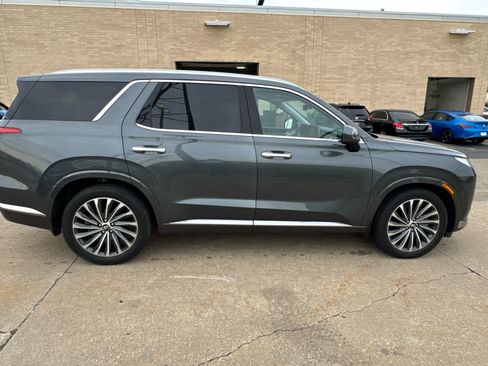Used 2023 Hyundai Palisade Calligraphy AWD/4WD image 6