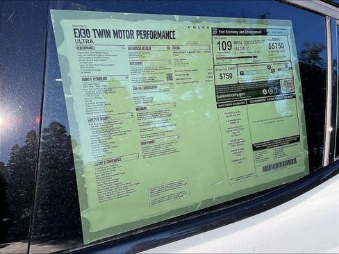 New 2025 Volvo EX30 Ultra w/ Protection Package Premier image 37