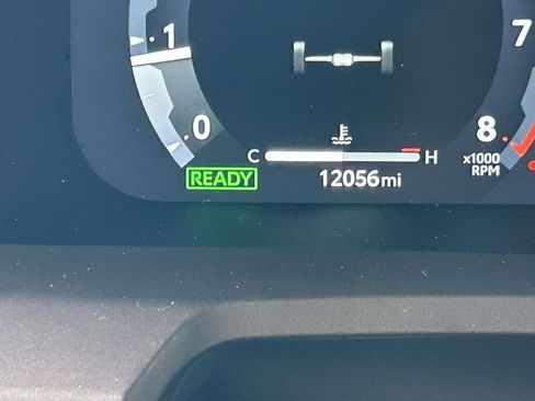 Certified 2024 Toyota Tacoma Limited AWD/4WD image 31