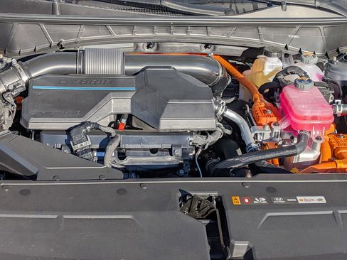 New 2025 Hyundai Tucson Limited image 28