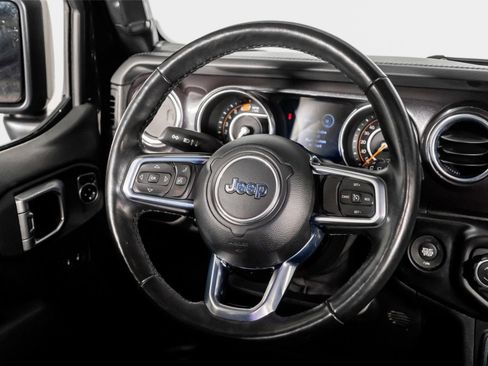 Used 2021 Jeep Wrangler Unlimited Sahara AWD/4WD image 54