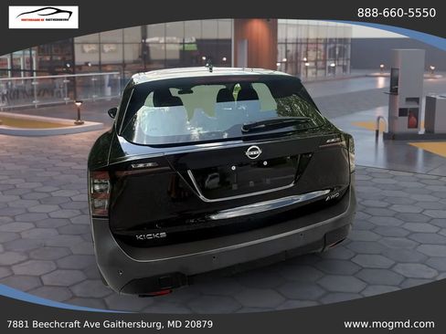 Used 2025 Nissan Kicks S AWD/4WD image 6
