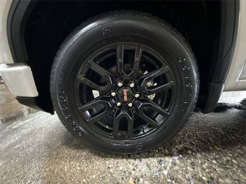 Certified 2025 GMC Sierra 1500 Elevation image 10