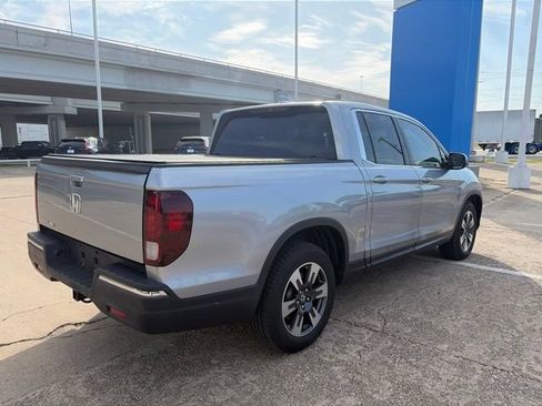 Used 2017 Honda Ridgeline RTL image 4