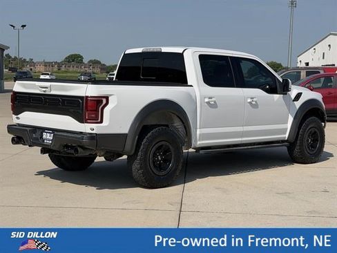 Used 2018 Ford F150 Raptor w/ Equipment Group 802A Luxury AWD/4WD image 4