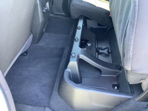 Used 2026 Chevrolet Colorado W/T w/ Advanced Trailering Package RWD image 27