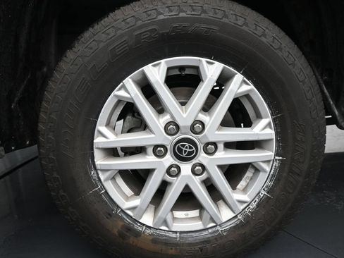 Used 2024 Toyota Tundra SR5 w/ SR5 Premium Package AWD/4WD image 10