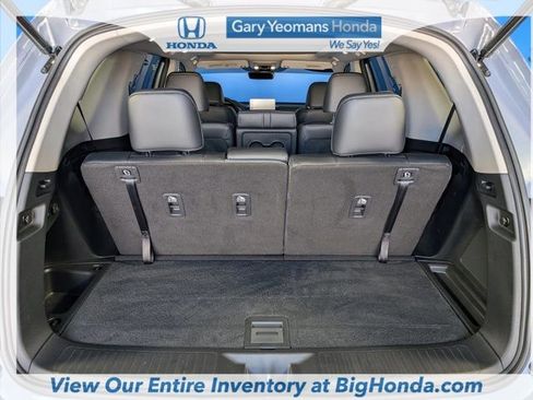Certified 2025 Honda Pilot Touring image 20