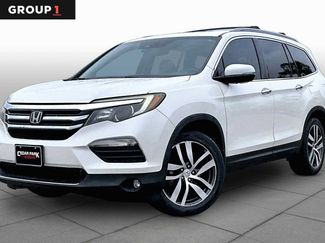 Used 2016 Honda Pilot Touring video 1