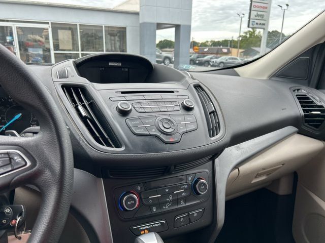Used 2017 Ford Escape SE FWD image 36