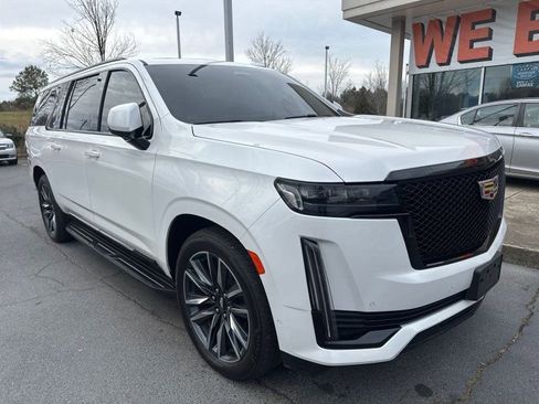 Used 2021 Cadillac Escalade ESV Sport Platinum image 1