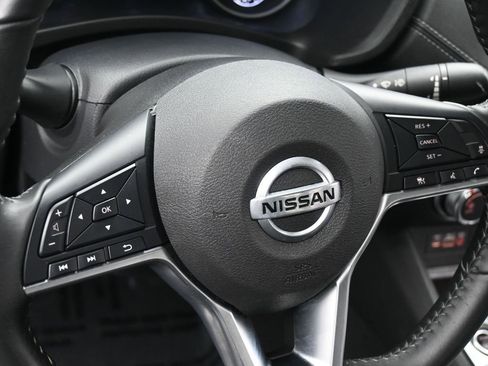 Used 2022 Nissan Sentra SV w/ Trunk Package image 12